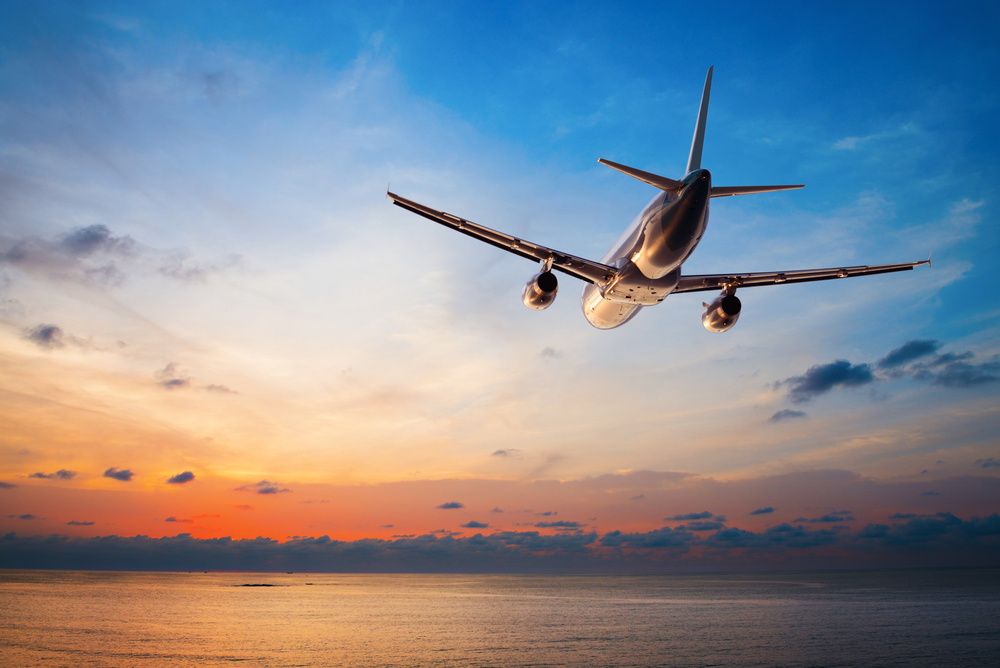 Shutterstock Plane 1000x668