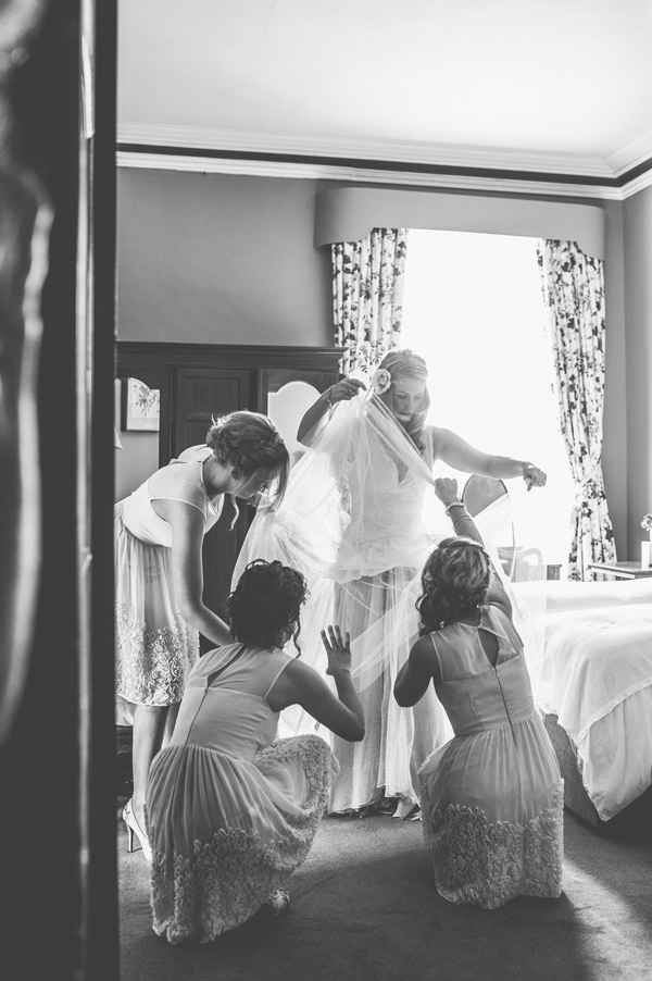 vintage inspired garden wedding in Ireland, photos by Savo Photography | via junebugweddings.com vintage inspired garden wedding in Ireland, photos by Savo Photography | via junebugweddings.com