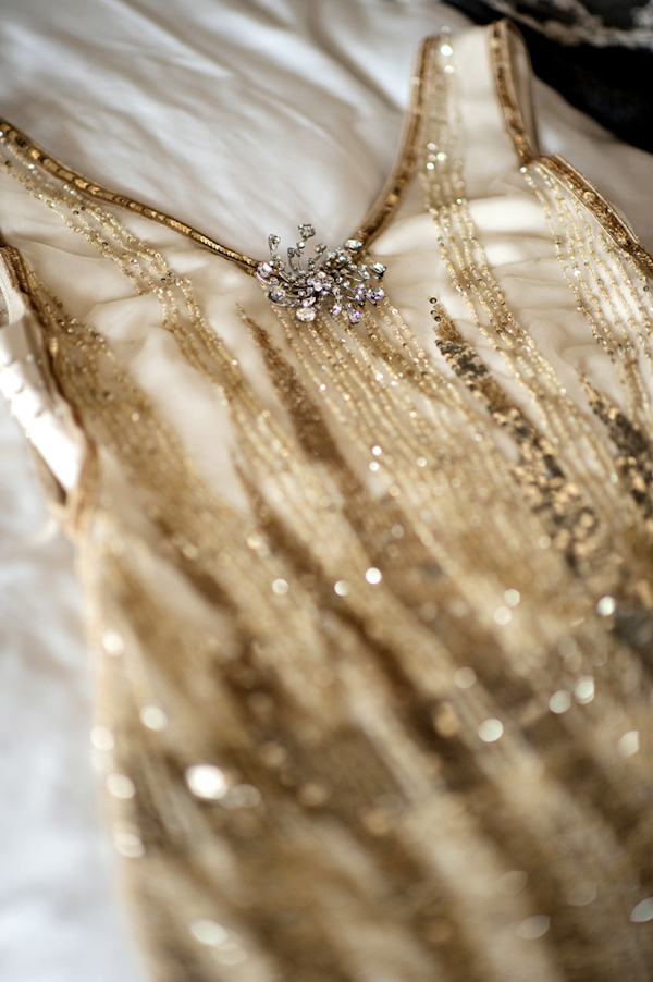 roaring twenties inspired vintage wedding with photos by Kristen Weaver Photography | via junebugweddings.com roaring twenties inspired vintage wedding with photos by Kristen Weaver Photography | via junebugweddings.com (38)