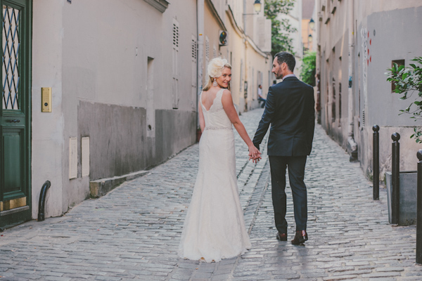 intimate destination wedding in Paris, photo by Ophelia and Romeo Photographers | via junebugweddings.com intimate destination wedding in Paris, photo by Ophelia and Romeo Photographers | via junebugweddings.com
