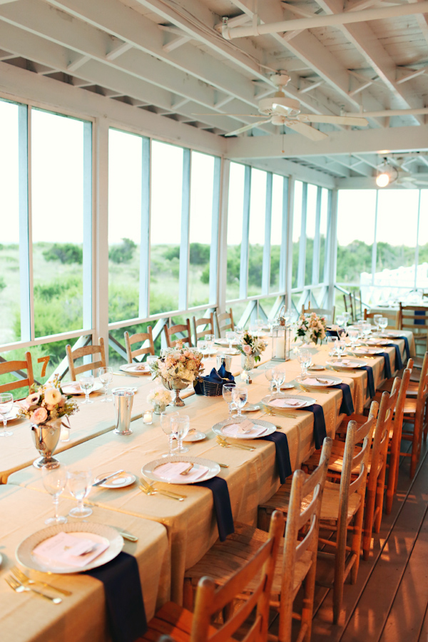 North Carolina wedding at The Carolina Yacht Club, photo by Whitebox Photo | via junebugweddings.com North Carolina wedding at The Carolina Yacht Club, photo by Whitebox Photo | via junebugweddings.com