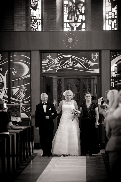 Whimsical wedding from Off BEET Productions | junebugweddings.com Whimsical wedding from Off BEET Productions | junebugweddings.com