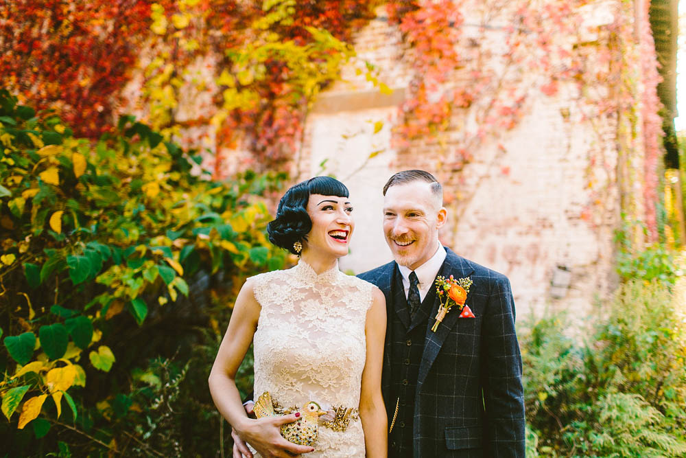 Glam-Vintage-Wedding-at-The-Roundhouse-at-Beacon-Falls (16 of 28)