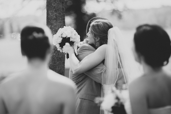 sunny rustic barn wedding in Michigan with photos by Dan Stewart | via junebugweddings.com sunny rustic barn wedding in Michigan with photos by Dan Stewart | via junebugweddings.com