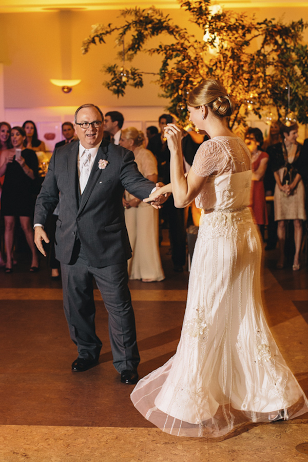 elegant garden wedding at Atlanta Botanical Garden in Atlanta, Georgia, photos by Atlanta wedding photographer Vue Photography | via junebugweddings.com elegant garden wedding at Atlanta Botanical Garden in Atlanta, Georgia, photos by Atlanta wedding photographer Vue Photography | via junebugweddings.com