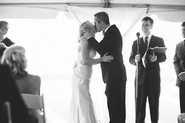 navy and pink nautical wedding at White Bear Yacht Club, Minnesota, photos by Geneoh Photography navy and pink nautical wedding at White Bear Yacht Club, Minnesota, photos by Geneoh Photography