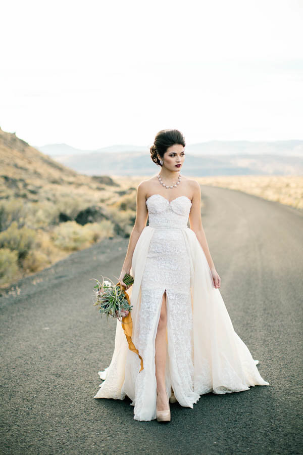 Dramatic-Galia-Lahav-Bridal-Looks-Betty-Elaine-Photography-12