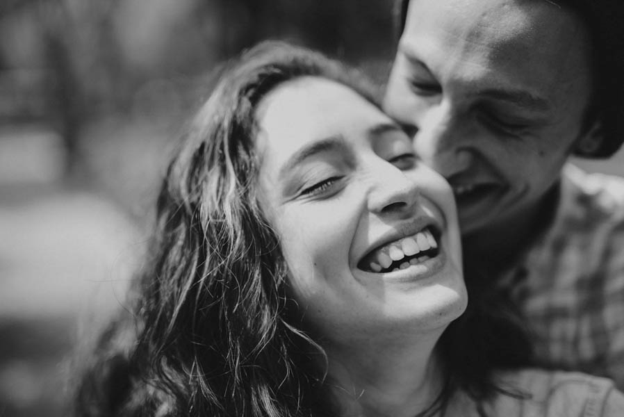 Cool-and-Casual-Engagement-Photos-in-Colombia-Captainfer-Photography-370