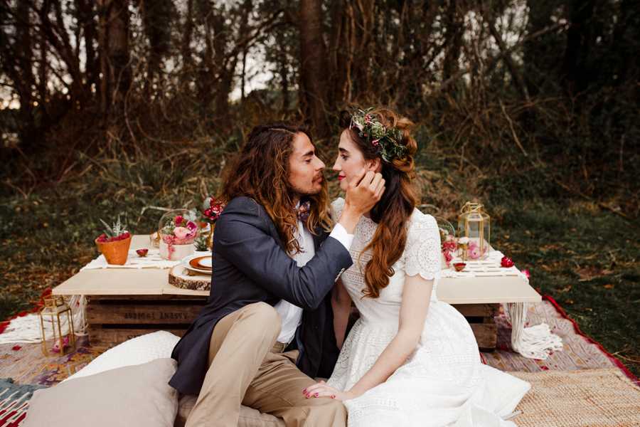 a-romantic-french-elopement-with-roses-cacti-and-macrame-at-souston-lake-6