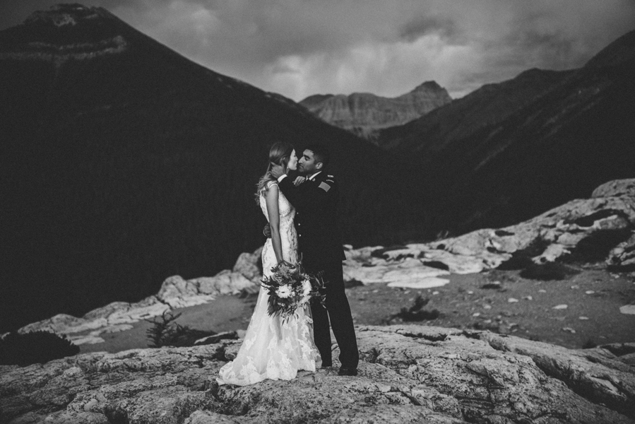 jaw-dropping-stormy-anniversary-shoot-mount-crandell-10