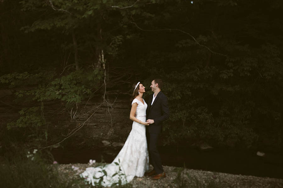 Rustic-Kentucky-Wedding-at-the-Bluegrass-Wedding-Barn-Brandi-Potter-Photography--5