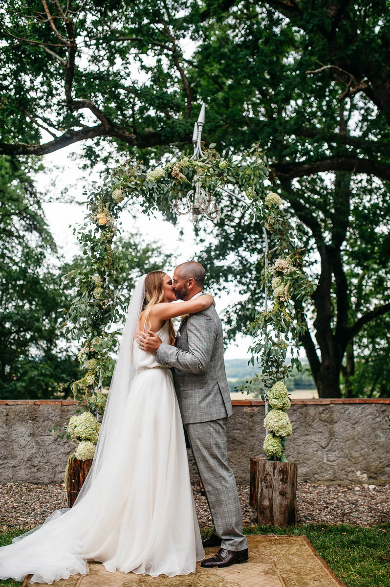 Relaxed-French-Wedding-Chateau-Lartigolle-WhiteSmoke-Studio (22 of 32)