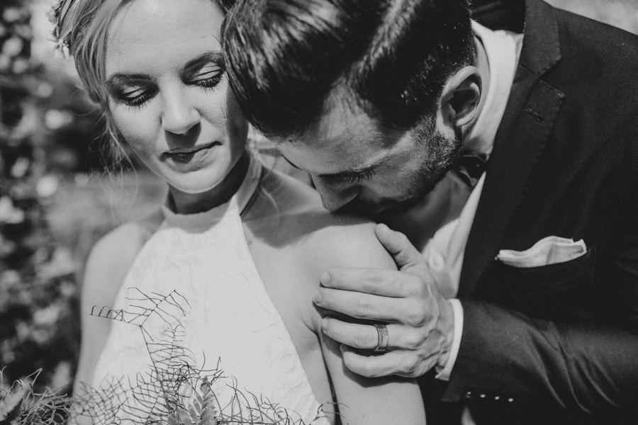 gorgeous-georgia-greenhouse-wedding-inspiration-at-hills-and-dales-estate-13
