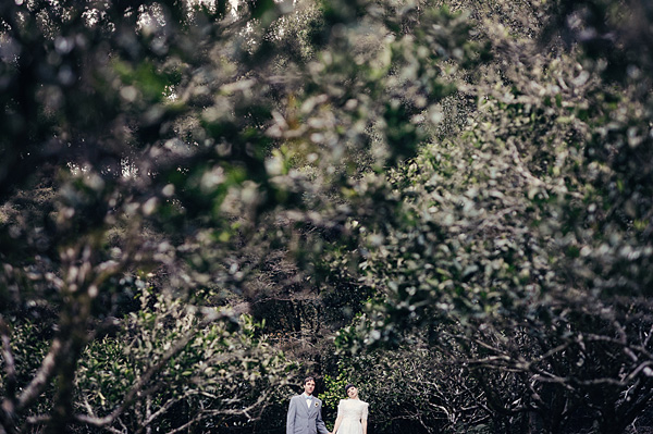 intimate wedding in Queensland, Australia with photos by Todd Hunter McGaw | via junebugweddings.com intimate wedding in Queensland, Australia with photos by Todd Hunter McGaw | via junebugweddings.com