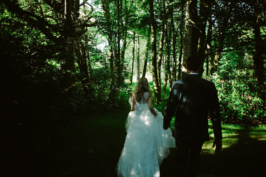 Intimate-Scottish-Wedding-at-Glenapp-Castle-tub-of-jelly-23