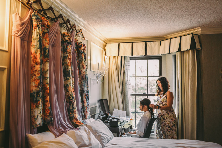 this-wedding-at-the-fox-hollow-is-full-of-elegant-whimsy-5