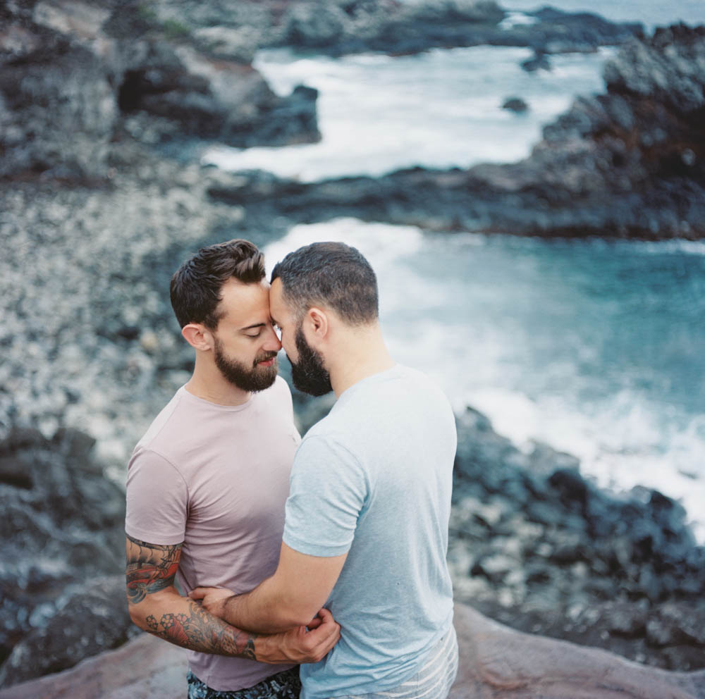 Romantic-Maui-Honeymoon-Session (18 of 19)