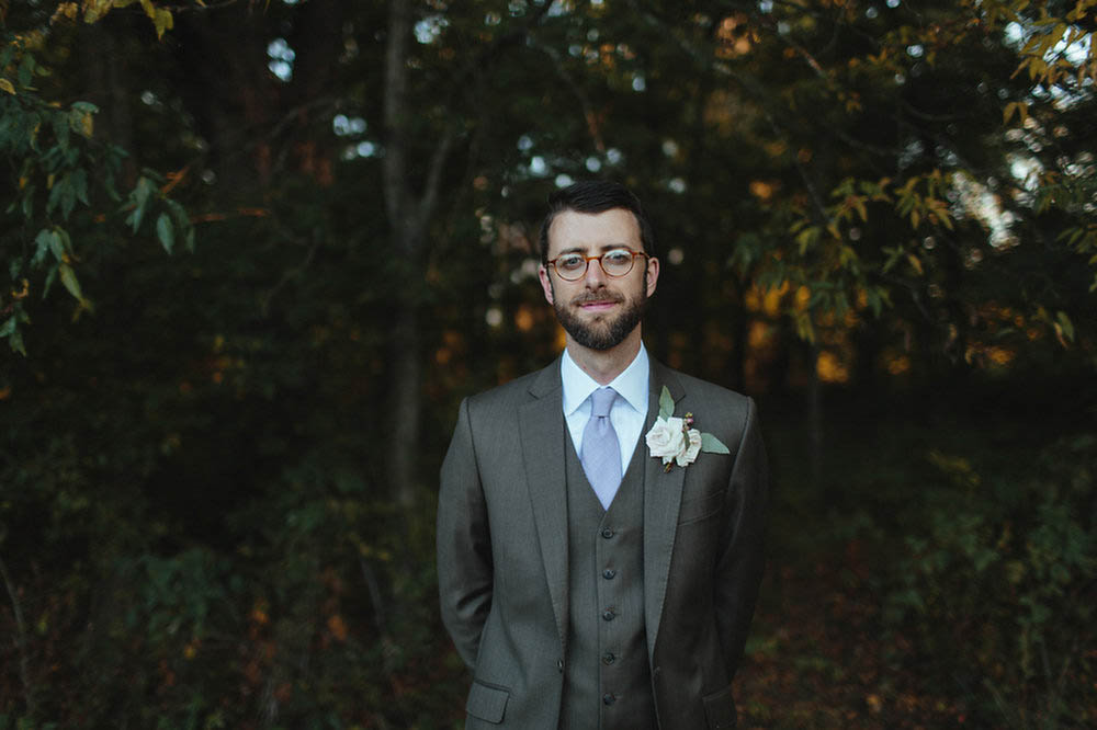 Lavender-Barn-Wedding-Virginia-Ashleigh-Hobson-28