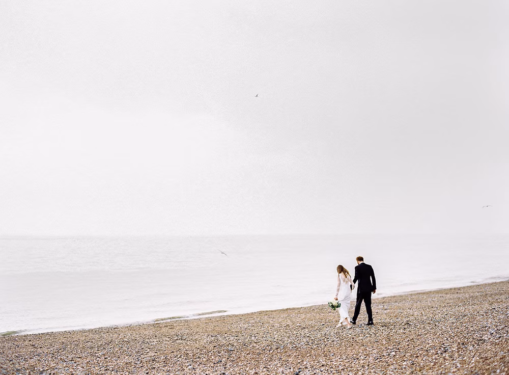 Gold-White-Wedding-De-La-Warr-Pavilion-Ann-Kathrin-Koch (15 of 28)