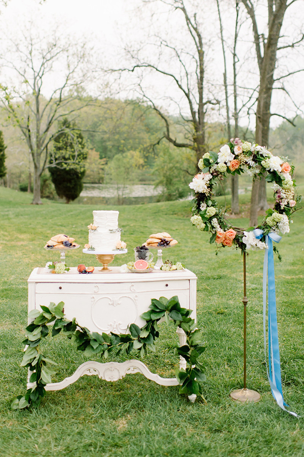 outdoor wedding dessert ideas