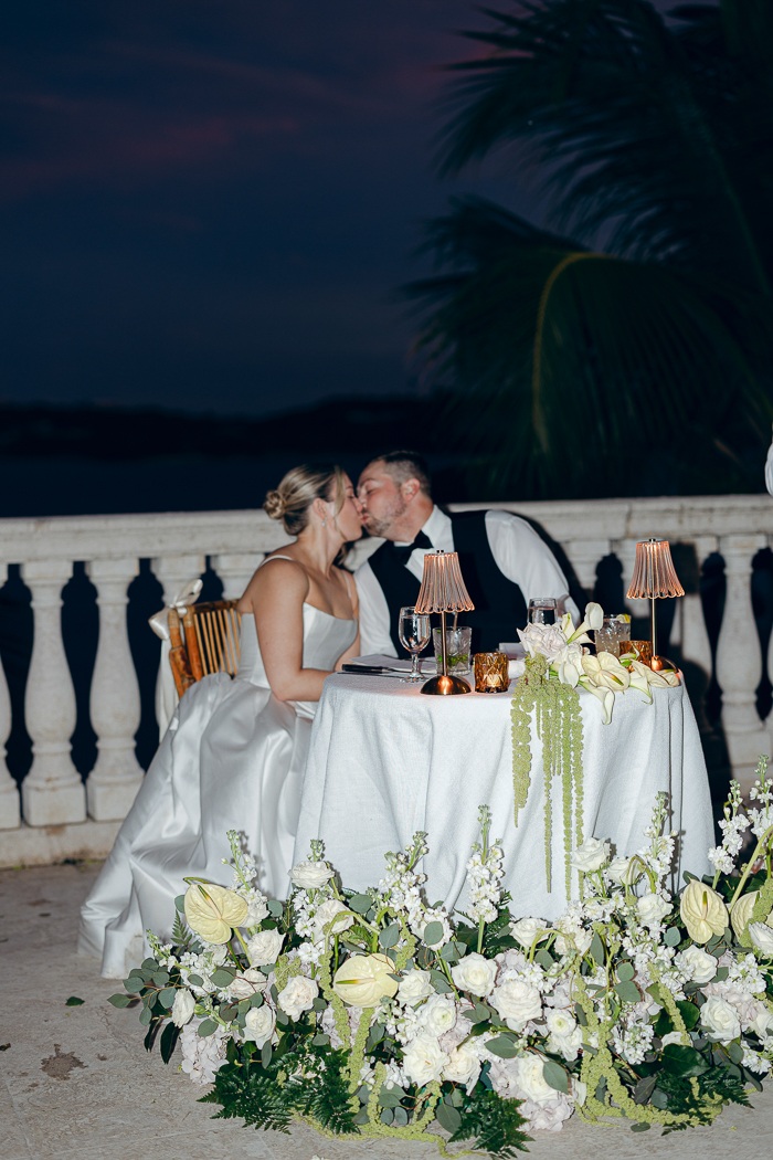 From Catamaran to VillaA Wedding Weekend in St. Thomas With a Refined  Aesthetic | Junebug Weddings