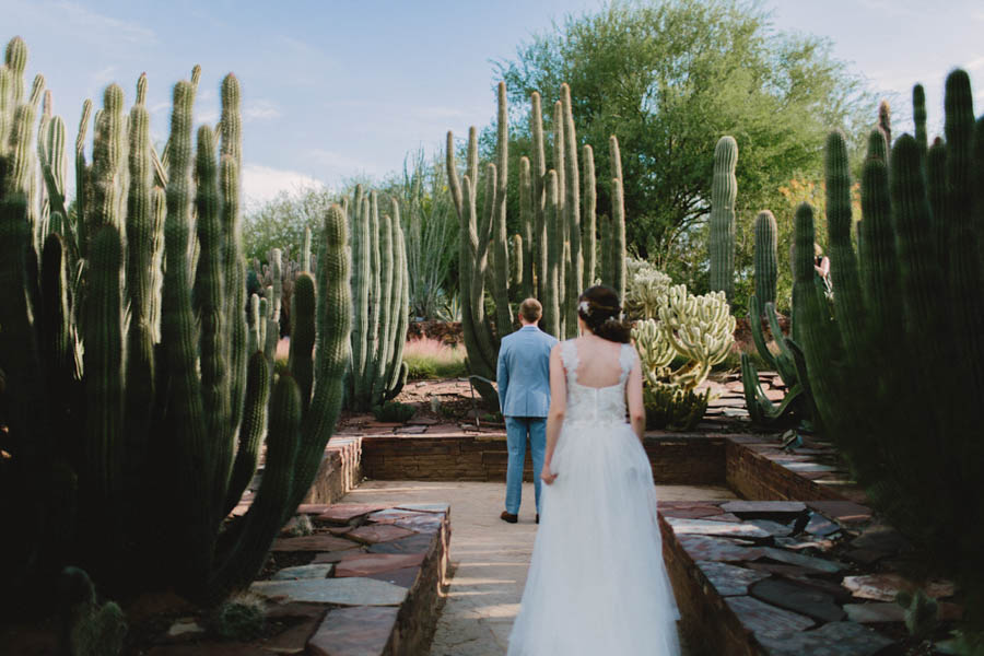 Navy-Blue-Phoenix-Wedding-Among-Cacti-4