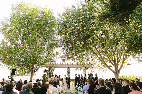picturesque vineyard wedding in San Jose with photos by Jinda Photography | via junebugweddings.com picturesque vineyard wedding in San Jose with photos by Jinda Photography | via junebugweddings.com