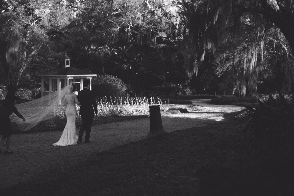 Classic-Outdoor-Wedding-at-Rip-Van-Winkle-Gardens-Erin-and-Geoffrey-380