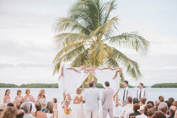 intimate beach wedding ceremony, photo by Chris Glenn | via junebugweddings.com intimate beach wedding ceremony, photo by Chris Glenn | via junebugweddings.com