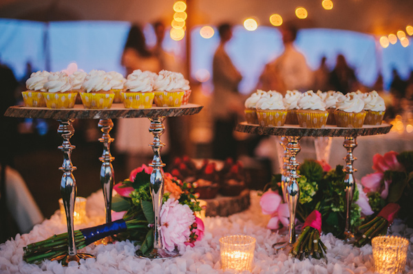 West Virginia countryside estate with photos by The Oberports | via junebugweddings.com West Virginia countryside estate with photos by The Oberports | via junebugweddings.com