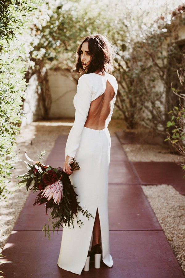 chic-palm-springs-destination-wedding-at-colony-palms-hotel-12-600x900