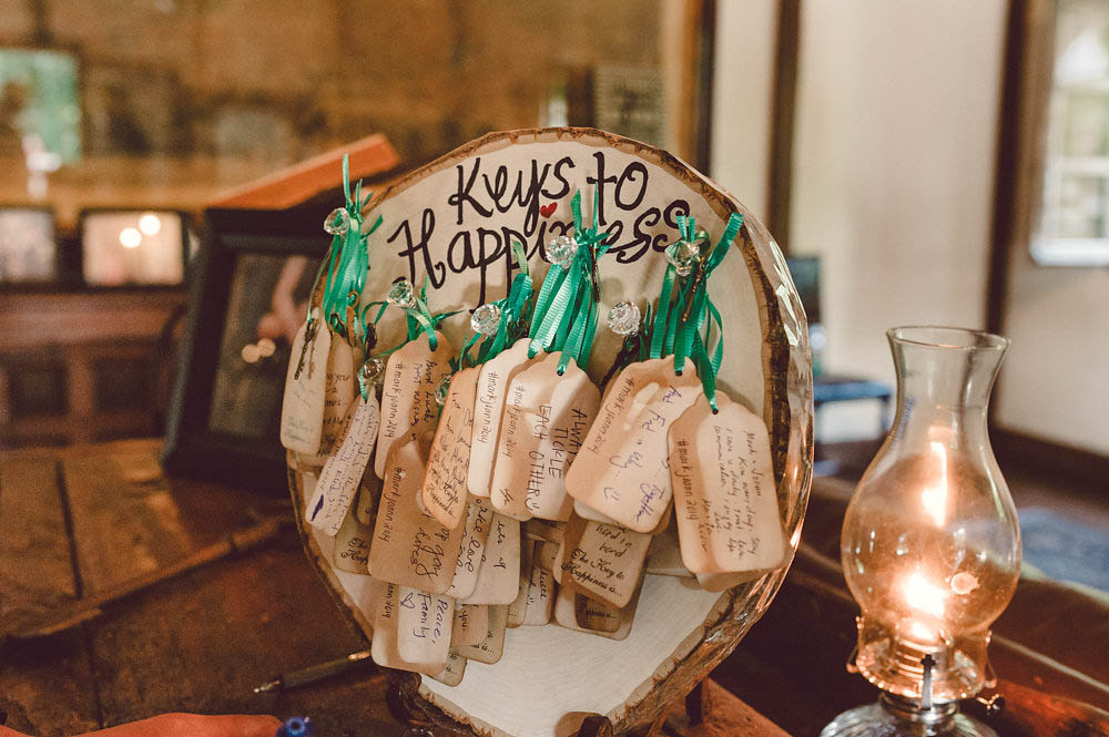 Classy-Emerald-and-Gold-Wedding-at-The-Villa-San-Juan-Capistrano (25 of 33)