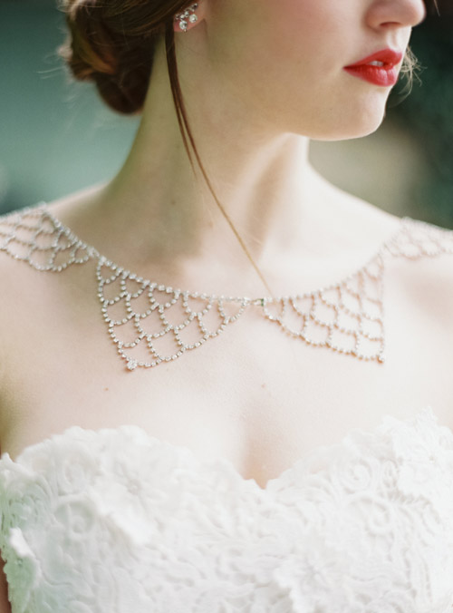 wedding accessories and veils by Enchanted Atelier - Spring 2014 bridal collection | via junebugweddings.com wedding accessories and veils by Enchanted Atelier - Spring 2014 bridal collection | via junebugweddings.com