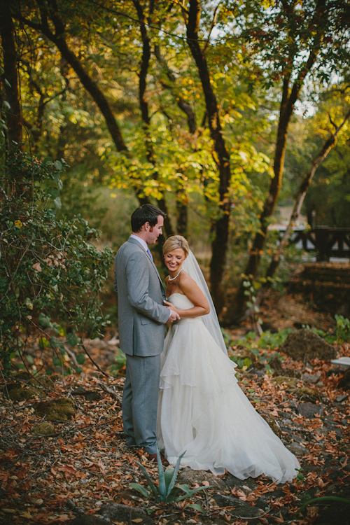 classic and elegant vineyard wedding at Calistoga Ranch, CA with photos by Perspective Eye Photographer | junebugweddings.com classic and elegant vineyard wedding at Calistoga Ranch, CA with photos by Perspective Eye Photographer | junebugweddings.com