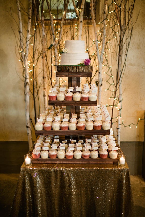 Bohemian-Iowa-Wedding-at-The-Rustic-Rose-Barn-Amanda-Basteen-25-600x898