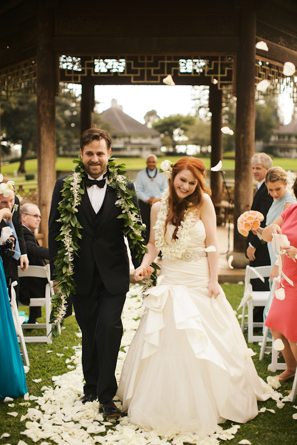 Hawaii destination wedding on Lanai island with photos by Anna Kim Photography | via junebugweddings.com Hawaii destination wedding on Lanai island with photos by Anna Kim Photography | via junebugweddings.com