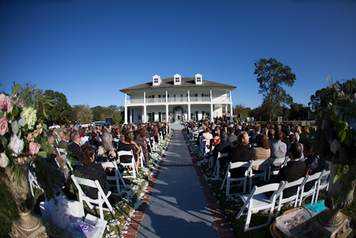 Elegant wedding at Louisiana Private Estate with photos by Courtney Dellafiora | junebugweddings.com Elegant wedding at Louisiana Private Estate with photos by Courtney Dellafiora | junebugweddings.com