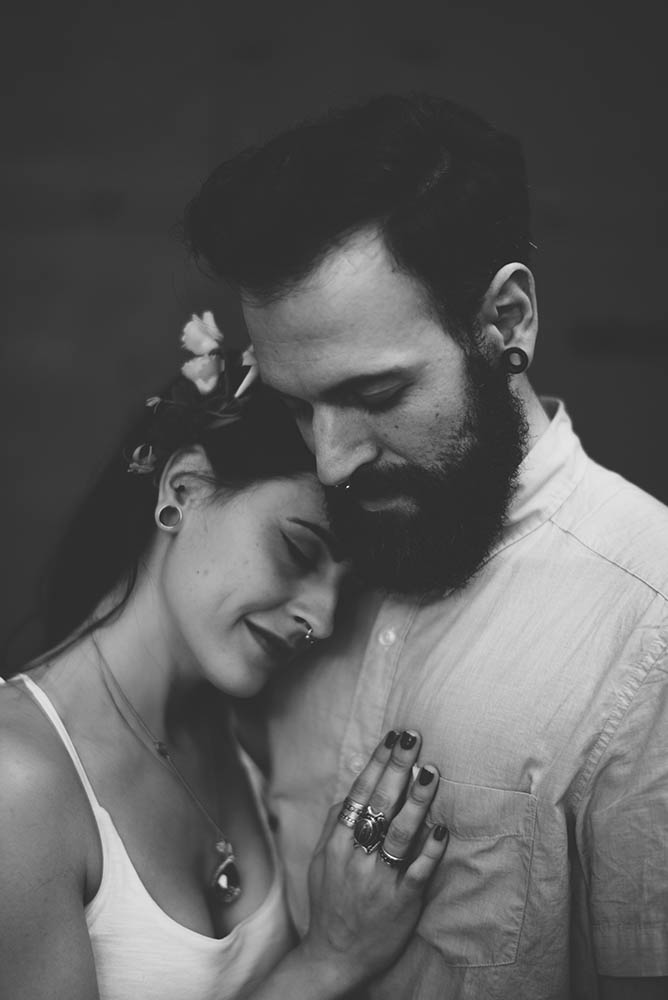 Edgy-Spanish-Engagement-Shoot-in-Barcelona-Dallas-Kolotylo-Photography (21 of 27)