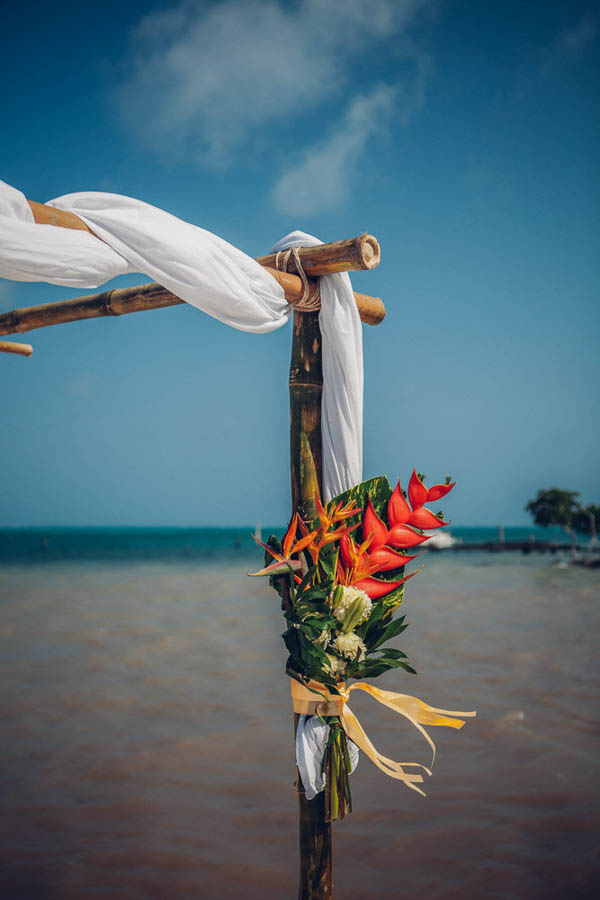 Tropical-Belize-Wedding-at-Seaside-Cabanas-Hotel-Nicole-Ashley-Photography-117