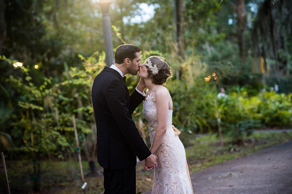elegant winter wedding in Florida with photos by Dana Goodson Photography | via junebugweddings.com elegant winter wedding in Florida with photos by Dana Goodson Photography | via junebugweddings.com