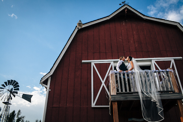 casual rustic wedding in Kent, Washington with photos by ANZA foto + film casual rustic wedding in Kent, Washington with photos by ANZA foto + film