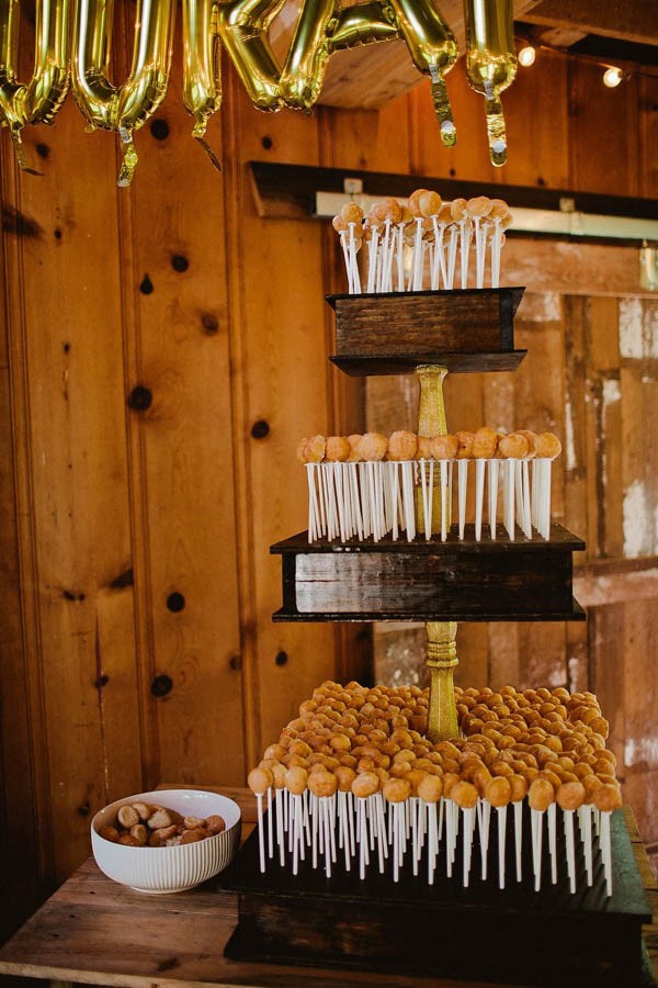 Totally-Chic-Woodland-Wedding-in-Oklahoma-City-Jamie-Jones-Photography-38-600x900