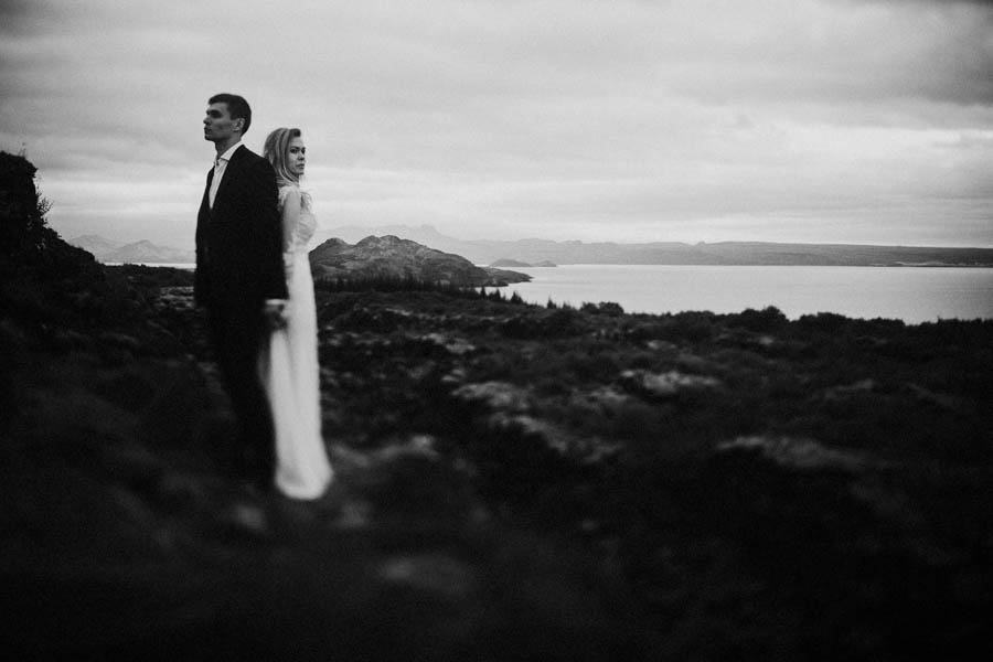 crazy-passionate-icelandic-wedding-adventure-maciej-suwalowski-26