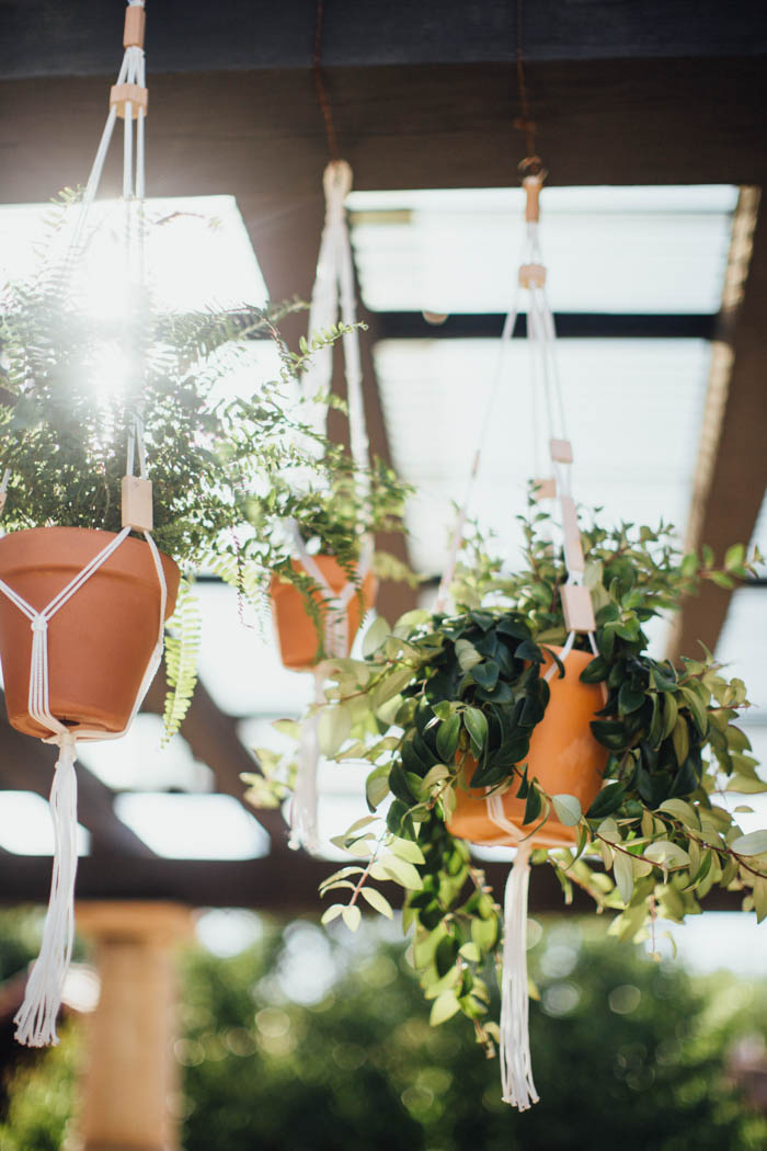 creative-sedona-wedding-in-the-tlaquepaque-arts-and-crafts-village-jane-in-the-woods-11