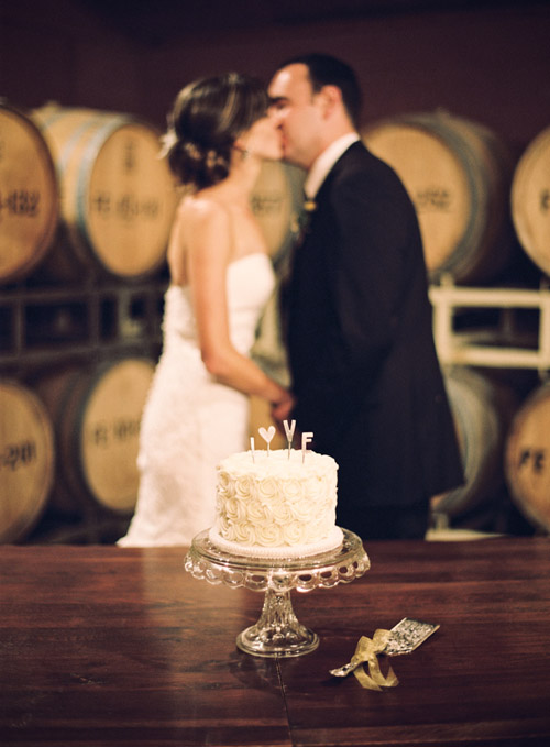 rustic yellow and champagne vineyard wedding in Santa Ynez, CA - photos by Michelle Warren Photography| jvia unebugweddings.com rustic yellow and champagne vineyard wedding in Santa Ynez, CA - photos by Michelle Warren Photography| jvia unebugweddings.com