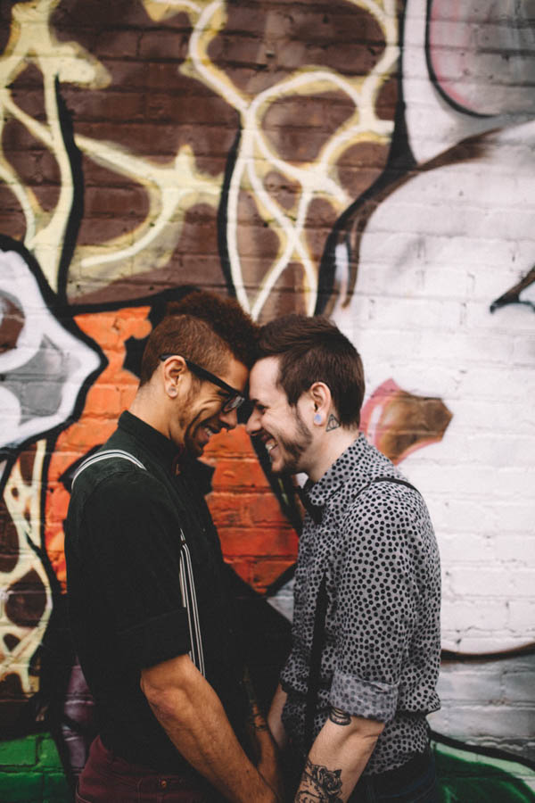 Sweetest-Seattle-Street-Art-Engagement-Julia-Kinnunen-Photography-30