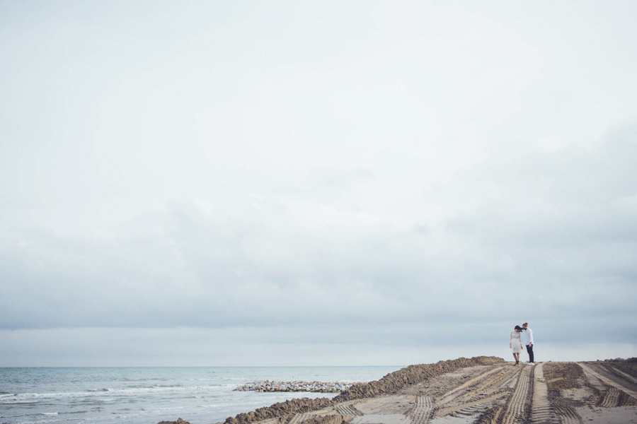 Windy-Lignano-Sabbiadoro-Beach-Engagement-Photos-Tramontina-Studio-26