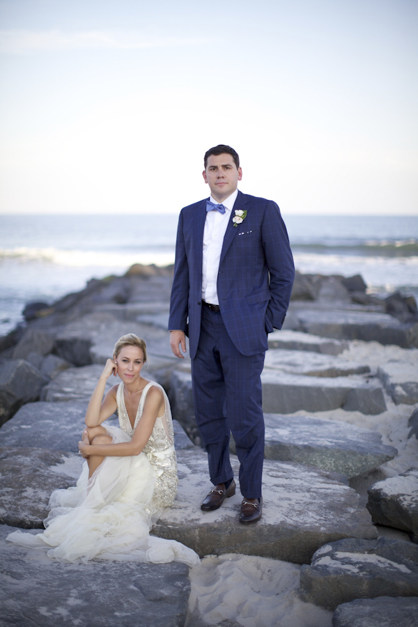 intimate New Jersey wedding at Haven Beach, photos by Sarah DiCicco Photography | via junebugweddings.com intimate New Jersey wedding at Haven Beach, photos by Sarah DiCicco Photography | via junebugweddings.com