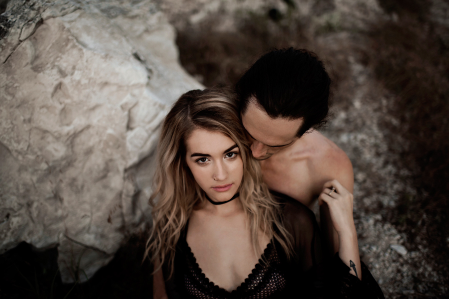 elopement-inspiration-for-two-wild-souls-in-love-34