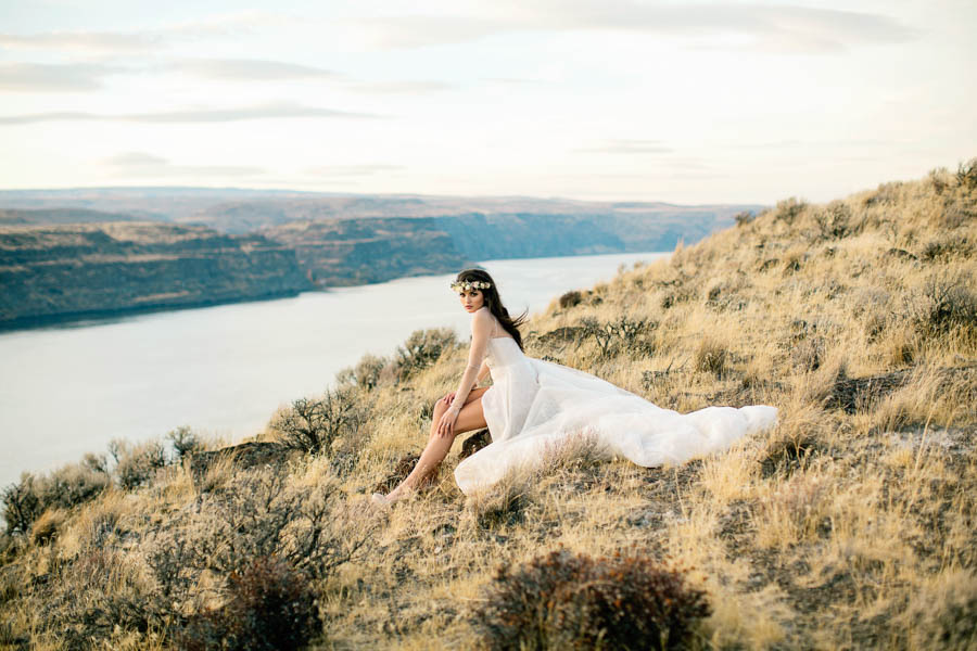 Dramatic-Galia-Lahav-Bridal-Looks-Betty-Elaine-Photography-19